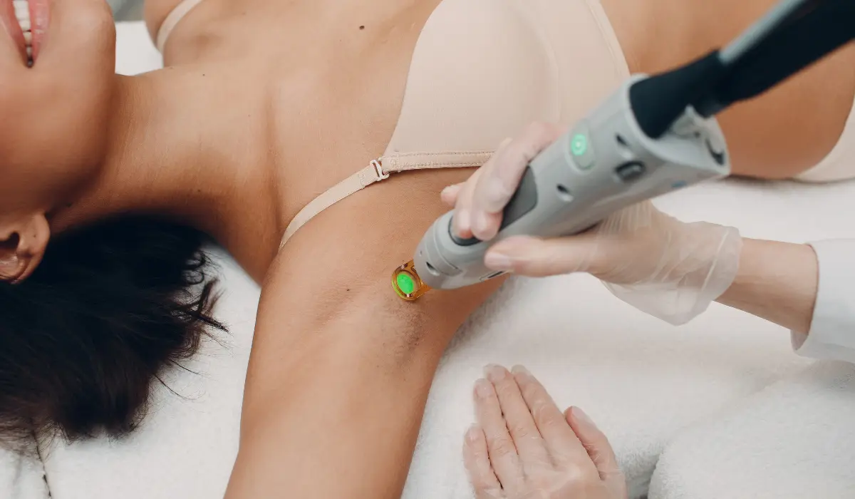 épilation laser de l'aisselle